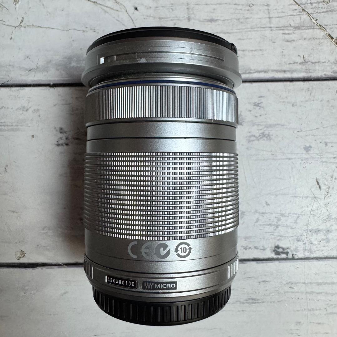 OLYMPUS オリンパス M.ZUIKO DIGITAL 40-150mm