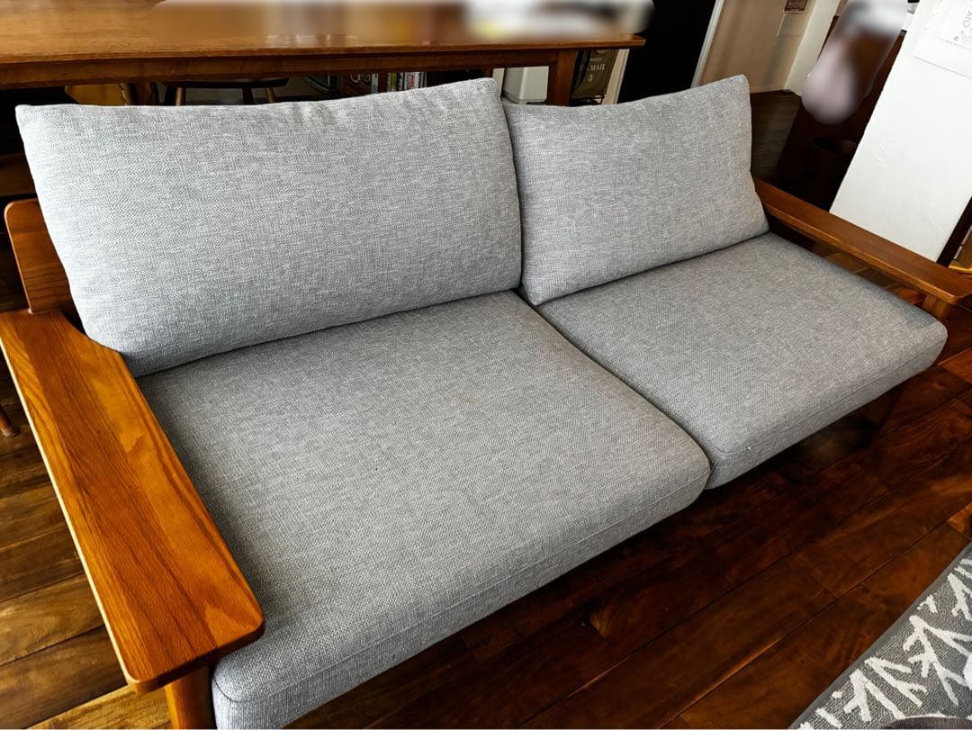 【定価15万円超】unico KIRP 3人掛けソファ　ウッドフレーム