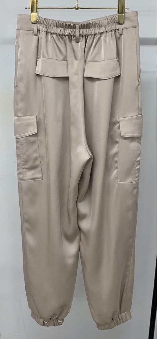 アプワイザーリッシェ　リラクシーサテンワークパンツ