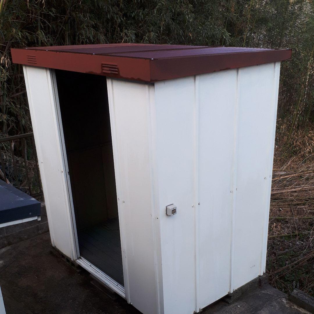 スチール 物置 (タイムセール)約0.9坪 引取り限定