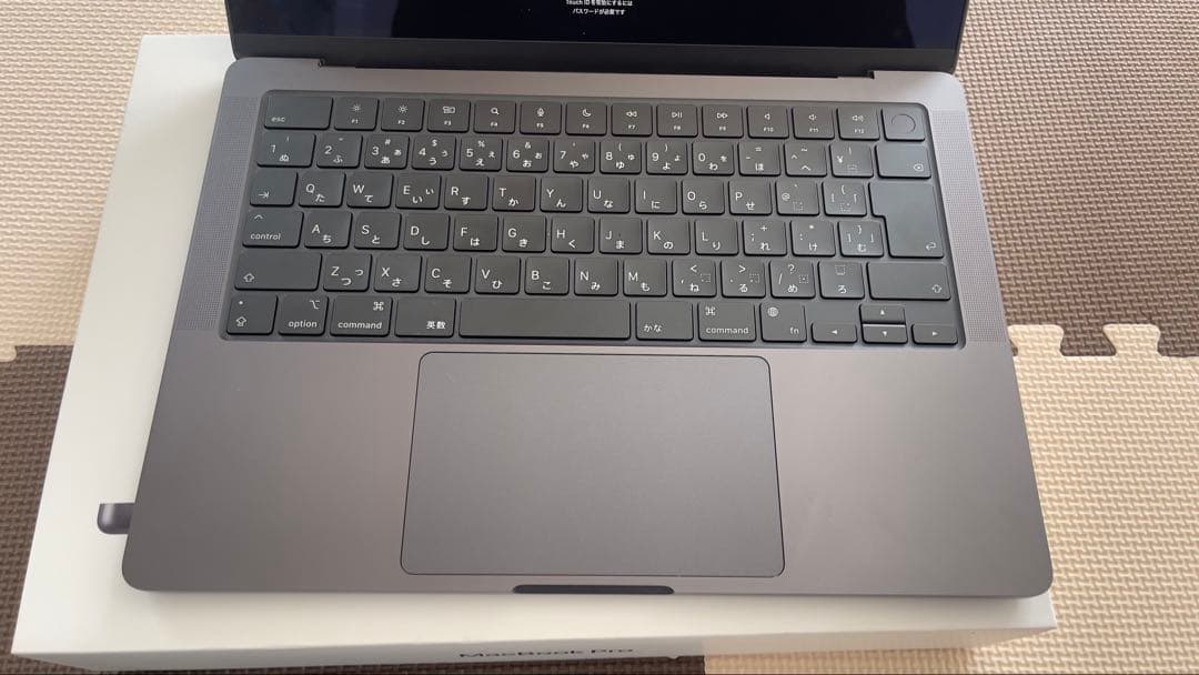 M4Max MacBook Pro14インチスペースグレー