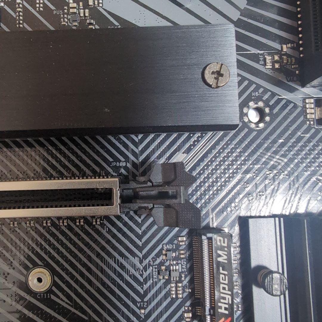 マザーボード z790 pg lightning/d4 + i7 13700kf + 32GB