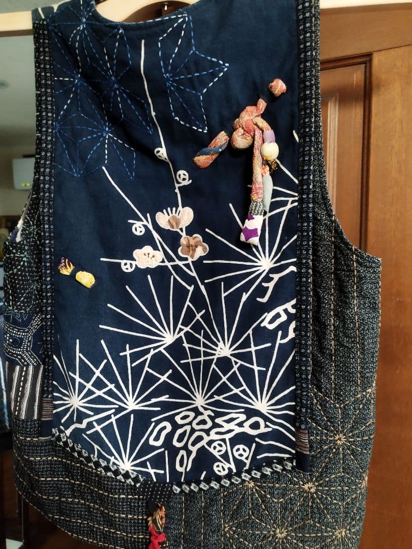 古布　久留米絣　刺し子　藍染　絵絣　ベスト