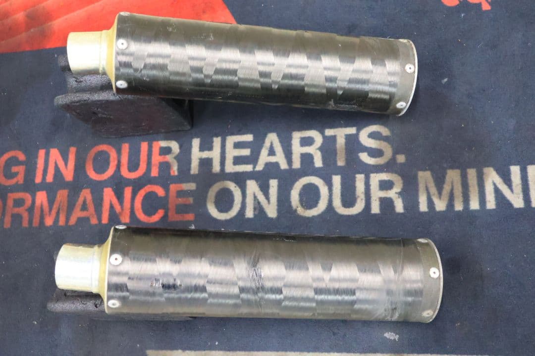 SP忠男　カーボンサイレンサー　2本セット　左右用