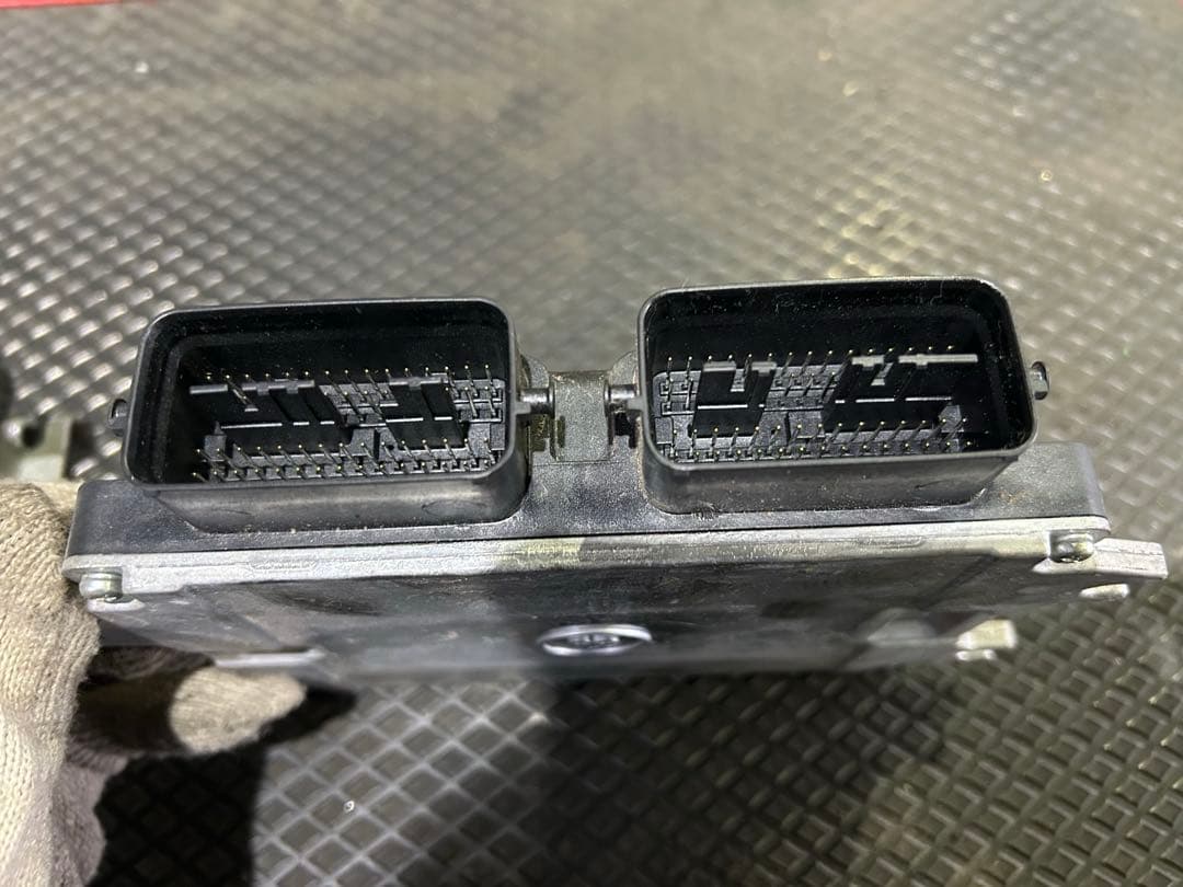 エブリィ　da64v スロットルボディ　コンピュータ