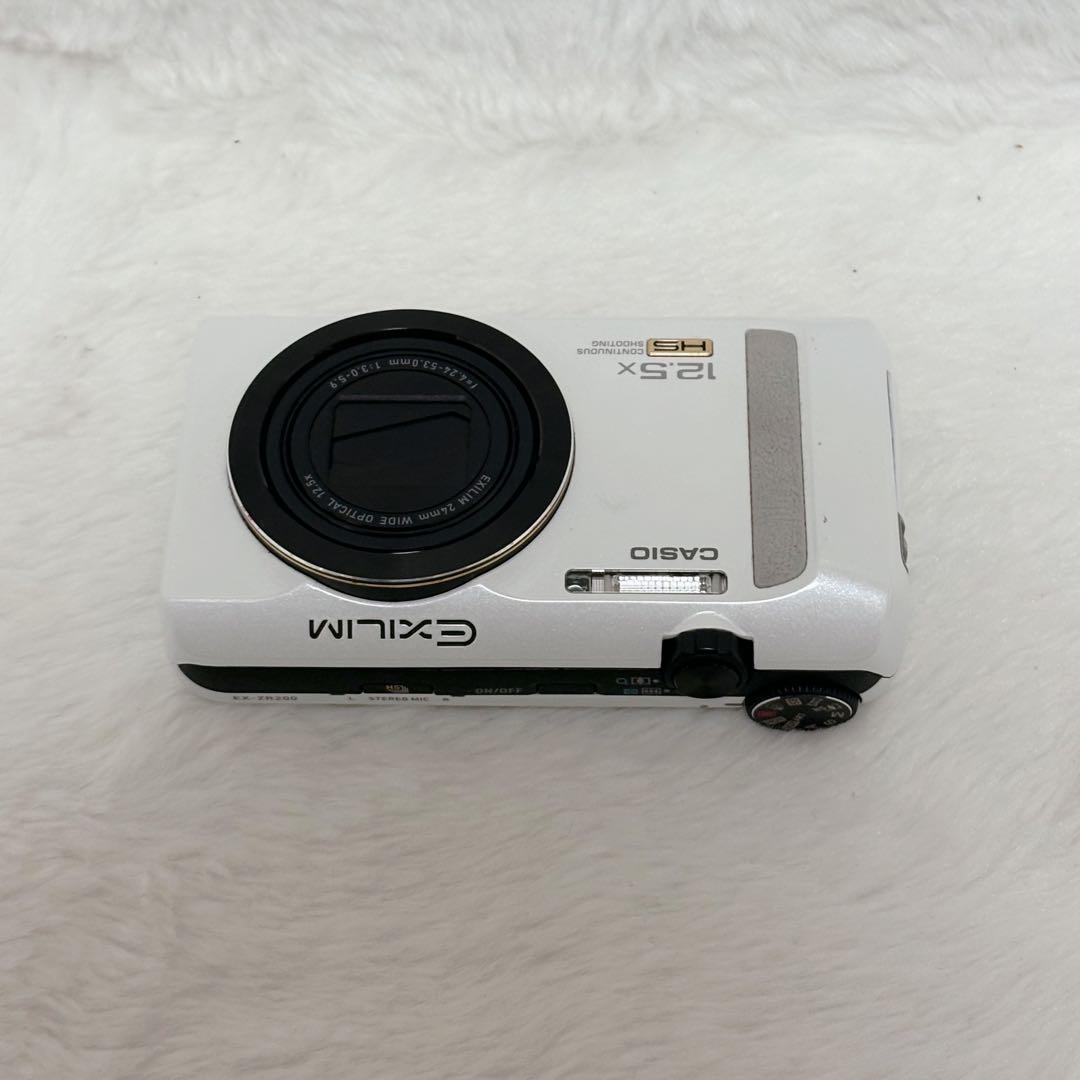 【希少】CASIO EXILIM EX-ZR200 ホワイト