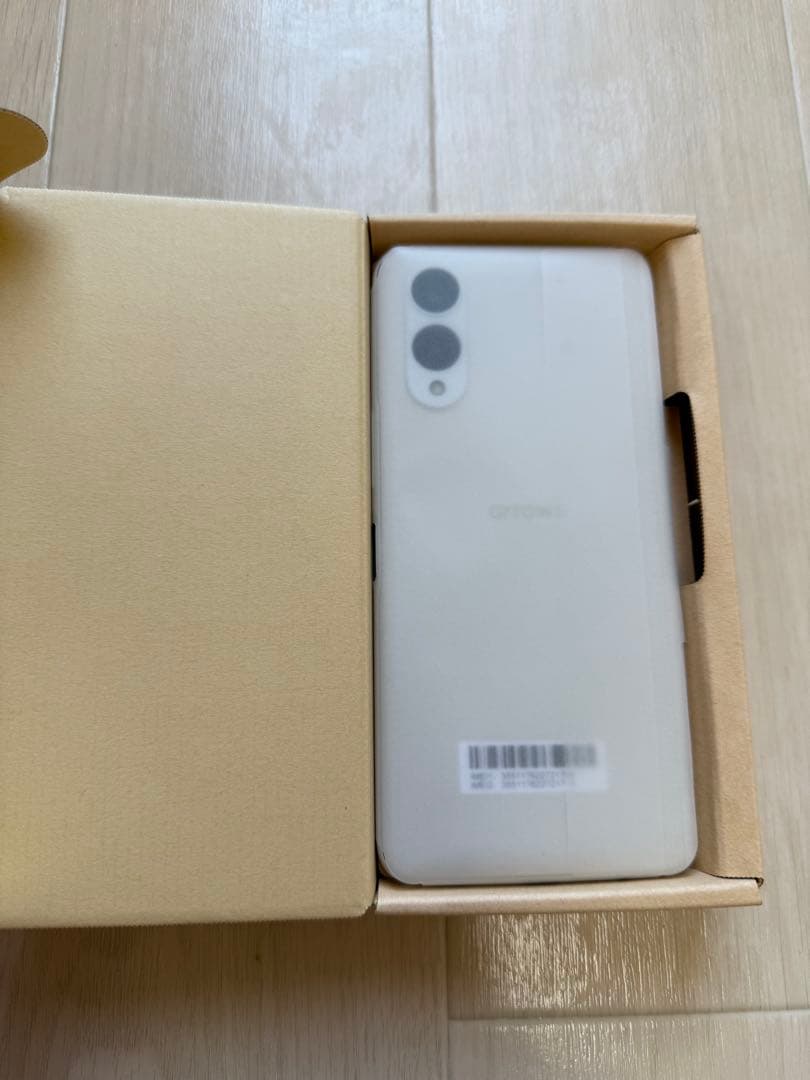 SoftBank arrows We2 ホワイト　未使用