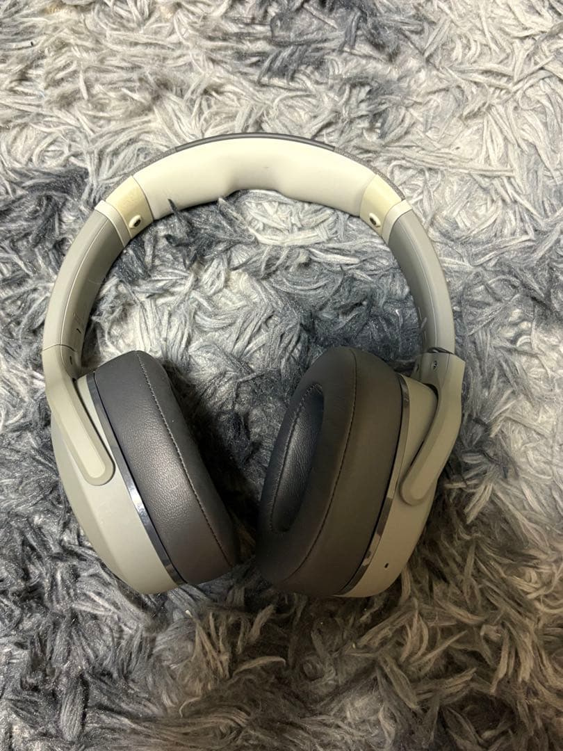 Skullcandy スカルキャンディー　ヘッドホン グレー