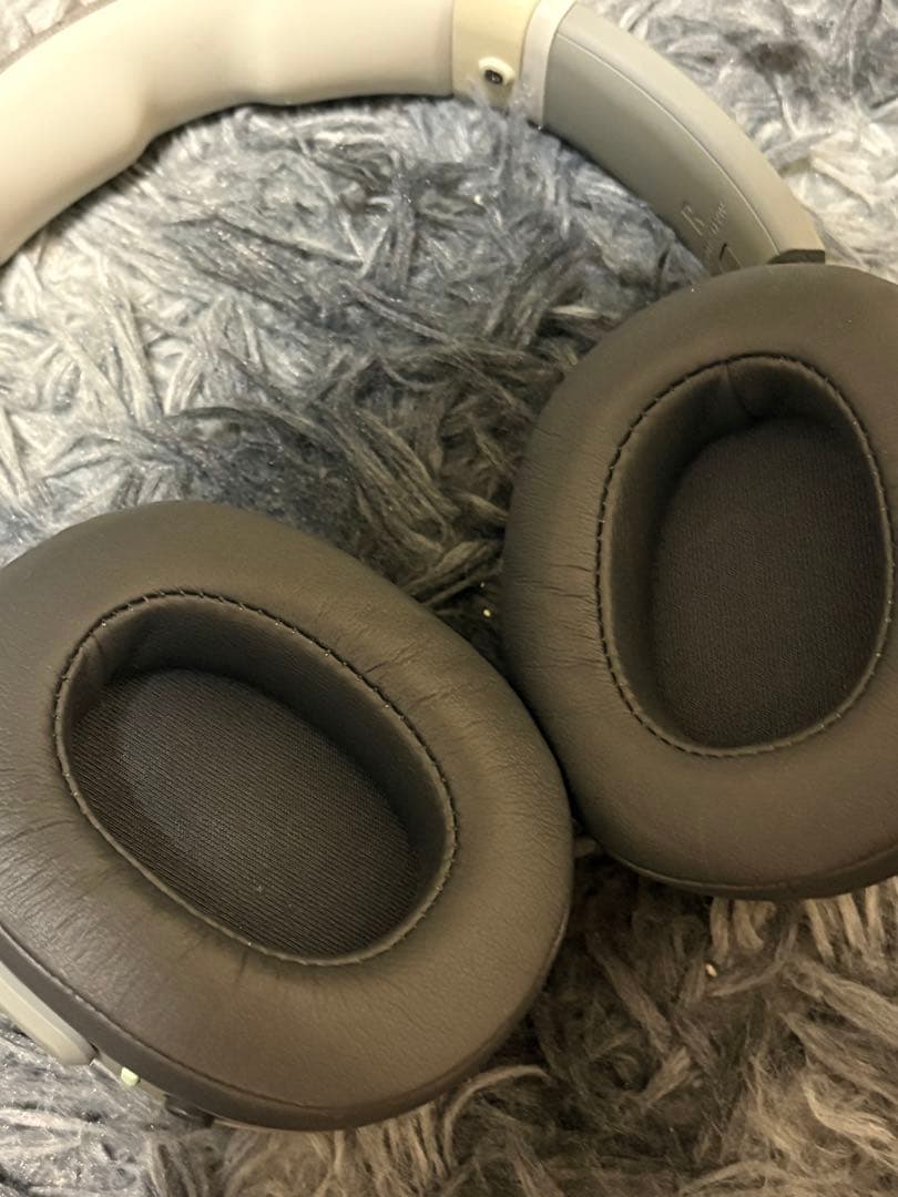 Skullcandy スカルキャンディー　ヘッドホン グレー