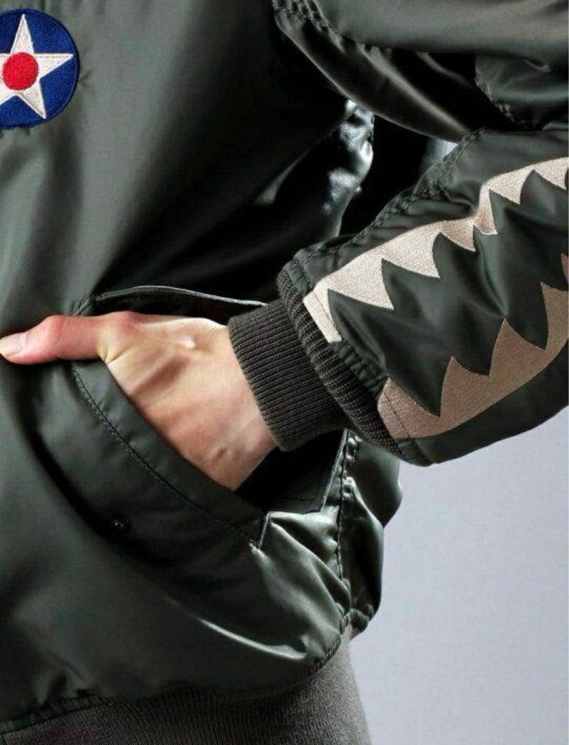 AVIREX MA-1 フライングシャーク　XL