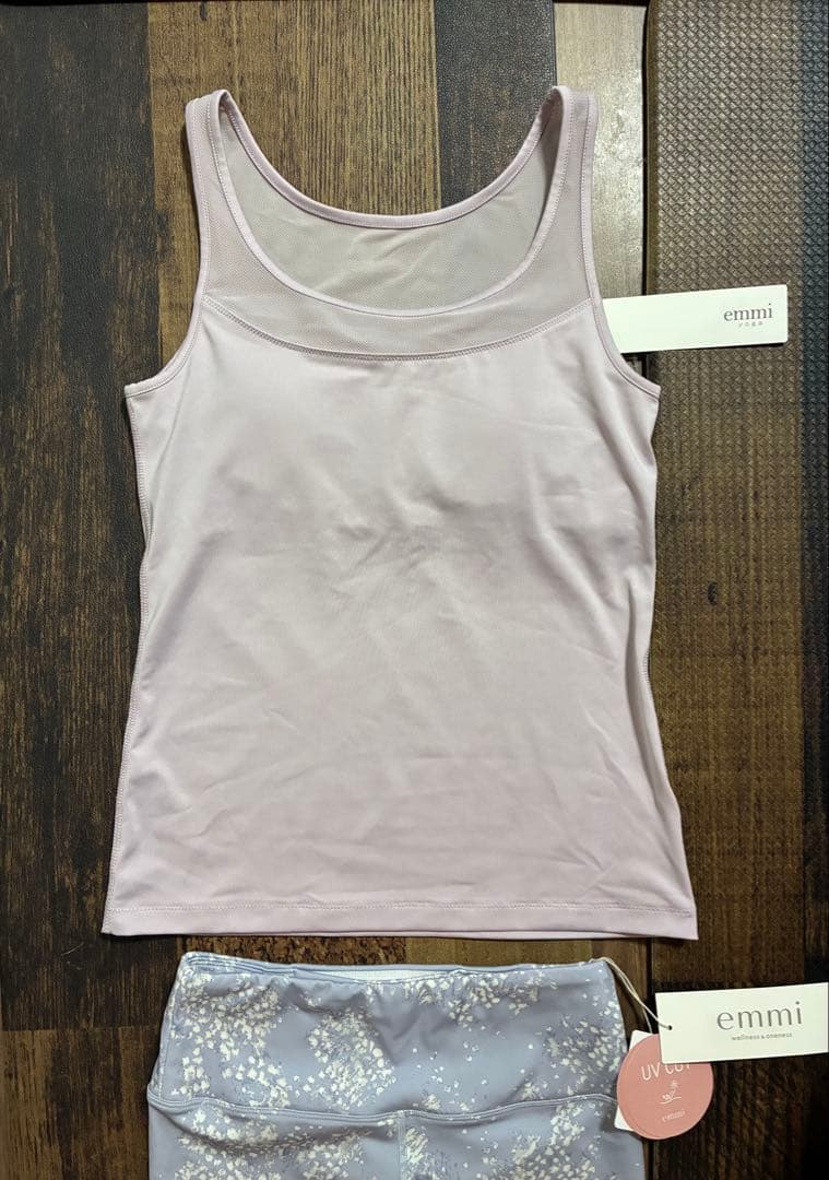 新品　エミヨガ　タンクトップ＆レギンス サイズ0 S