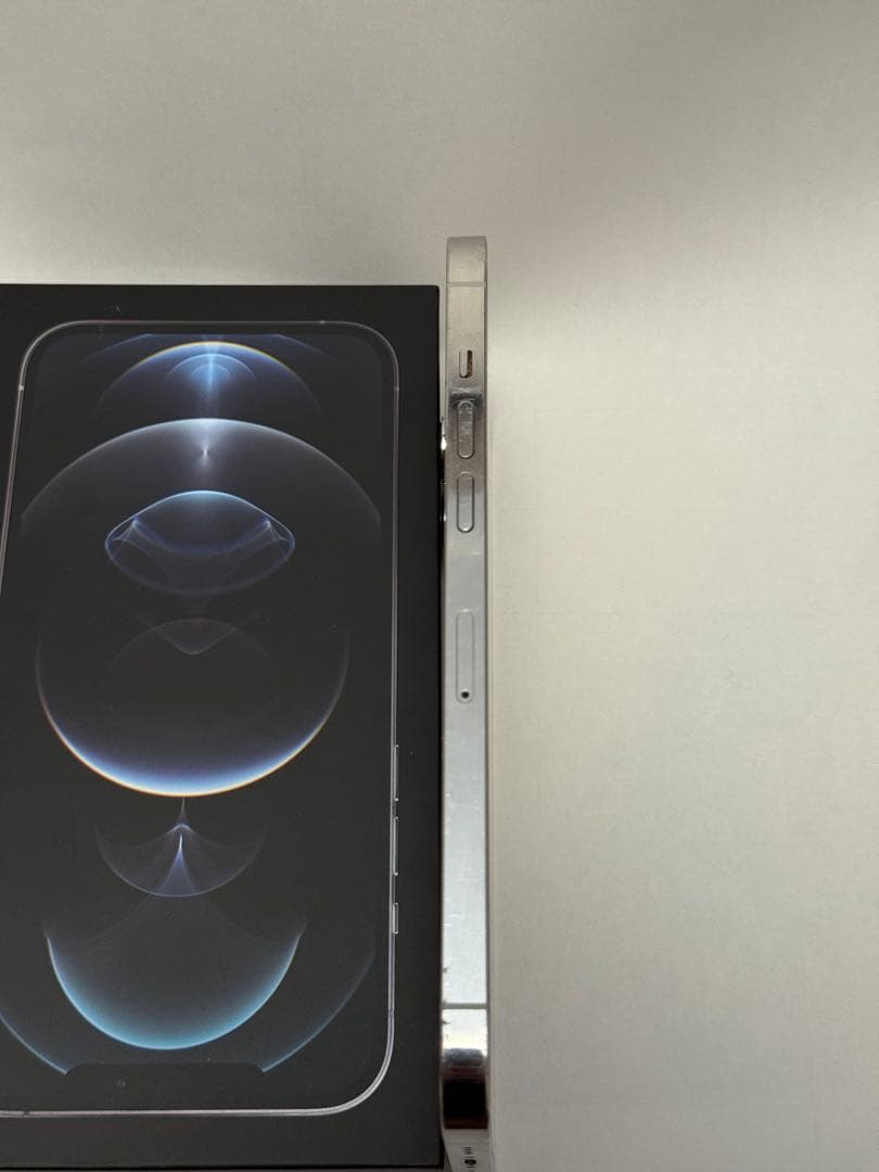 iPhone12Pro Max SIMフリー