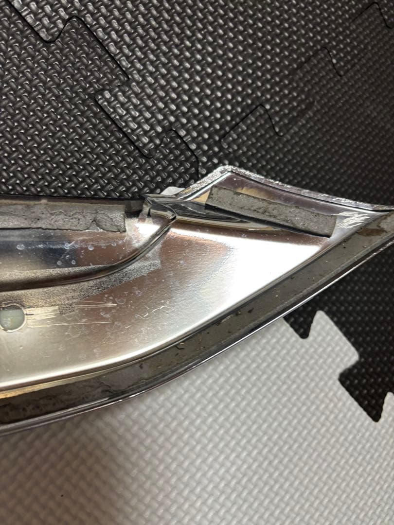 カローラクロス　モデリスタ　フロントグリルガーニッシュ中古品