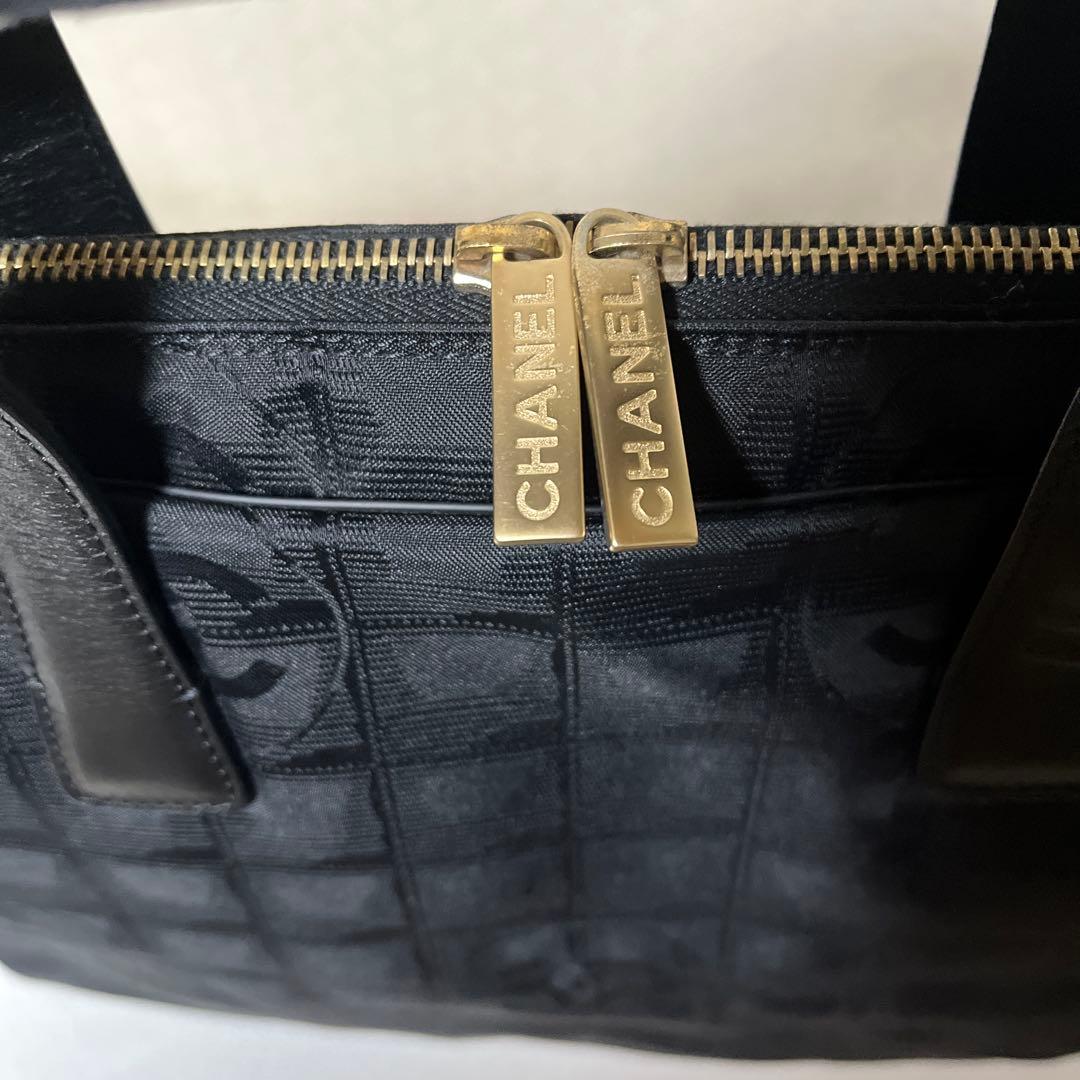 CHANEL ニュートラベルライン ビジネスバッグ
