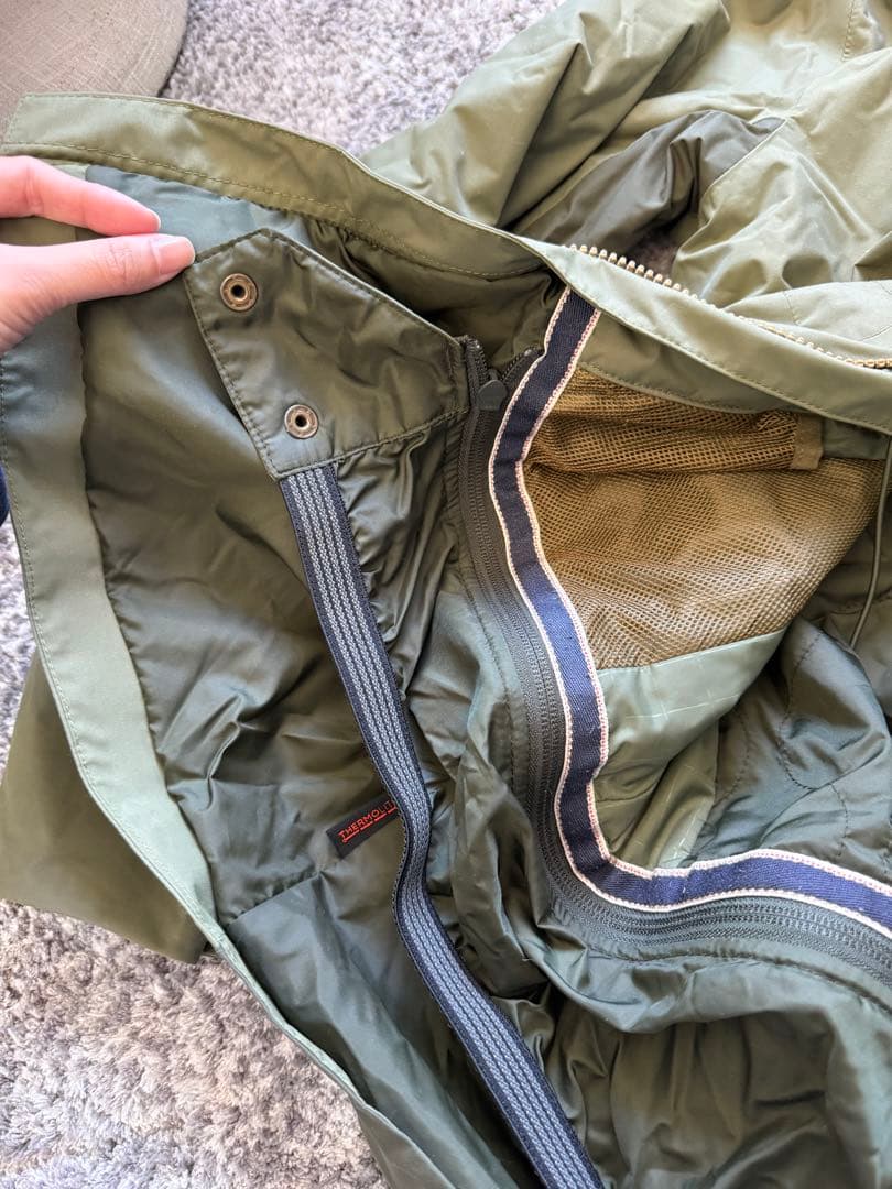 カ*♡様 Burton ウィメンズ スノーボードジャケット 防水フード付き カー