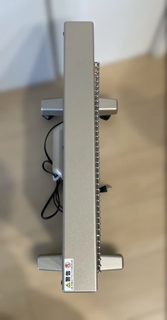 サンルミエCuteキュート　E800LS 遠赤外線暖房器