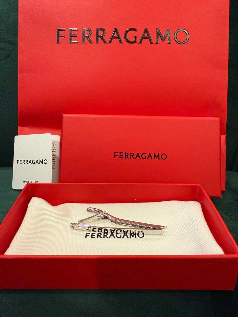 FERRAGAMO タイクリップ ネクタイピン 新品未使用