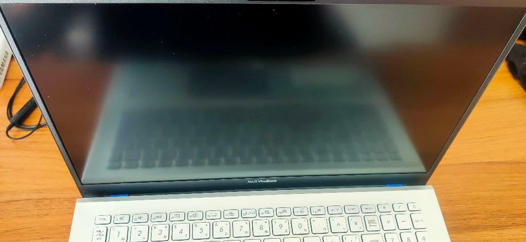 ASUS Vivobook 15.6型　ノートPC 本体　※説明必読