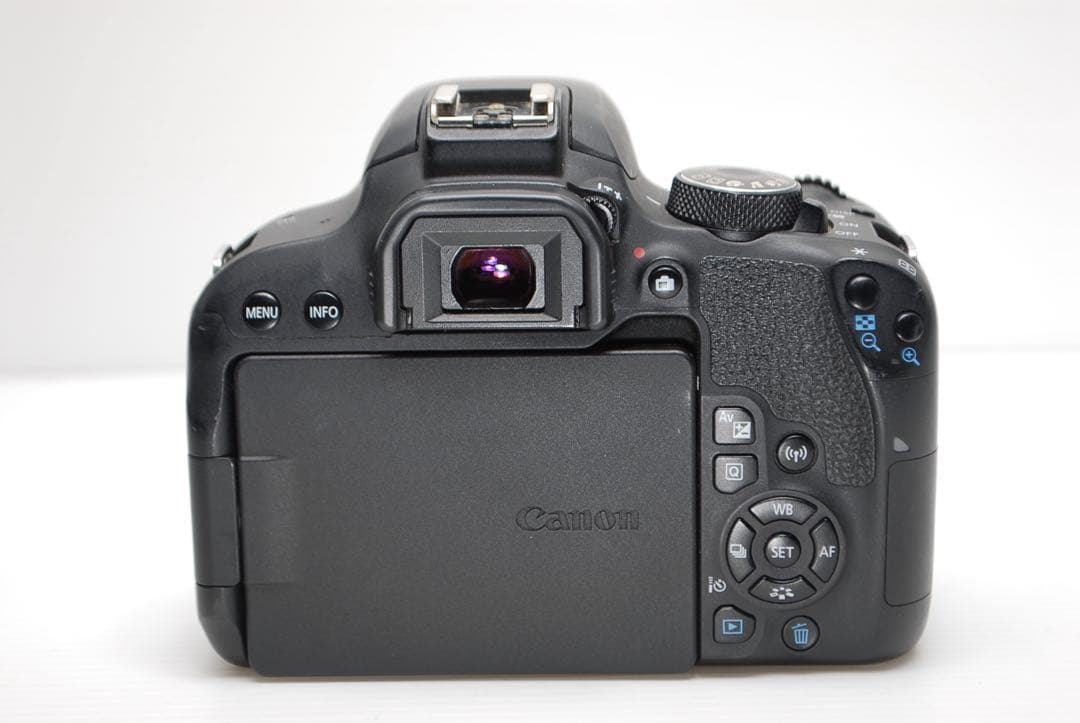 ▪️Canon kiss X9i▪️極美品 高速&正確なAF 軽量で持ち運びOK