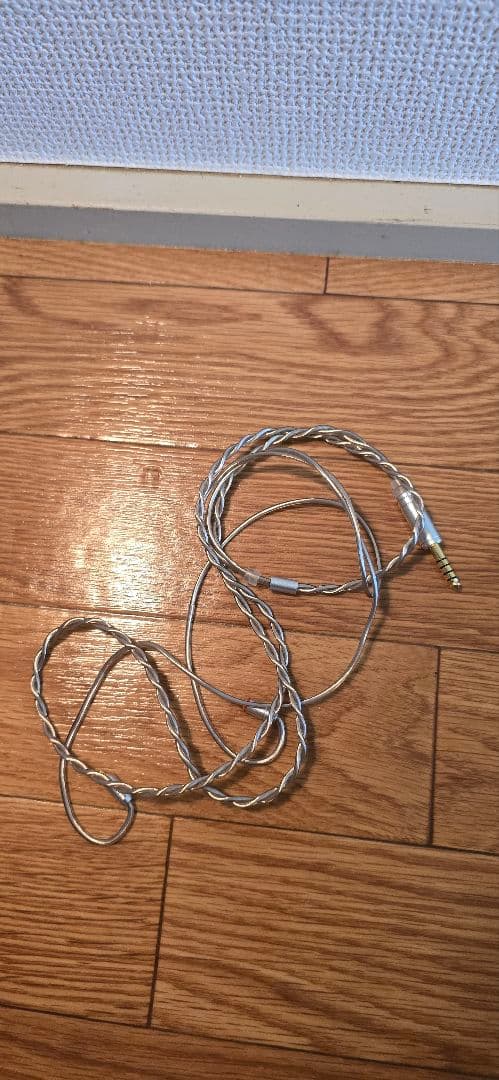 Fender FXA9 white ハイエンド有線イヤホン