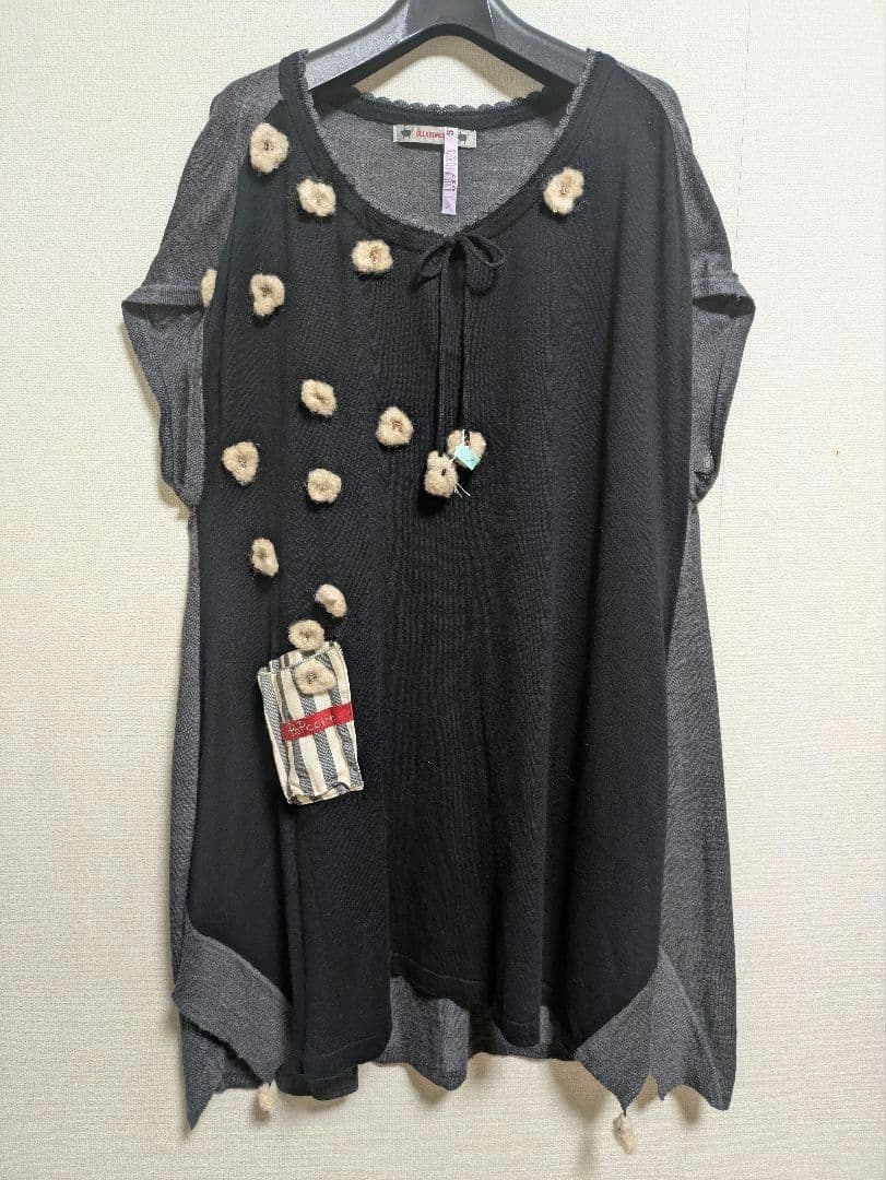 専用です。 アルベロベロ♥️ポップコーンポンポンモチーフ可愛いチュニック