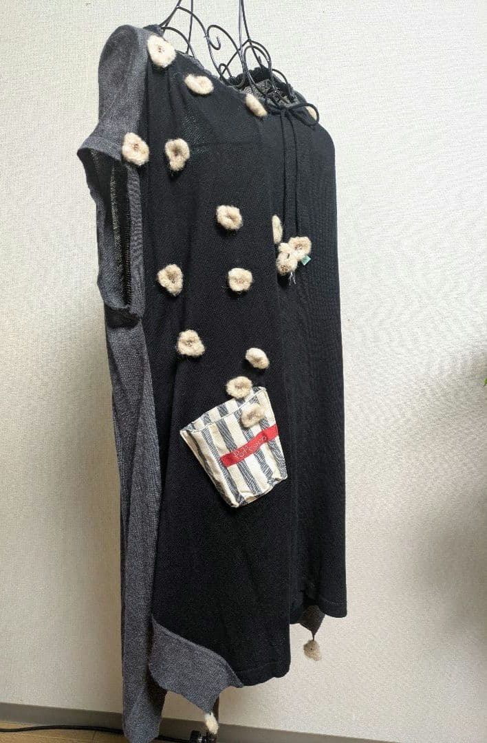 専用です。 アルベロベロ♥️ポップコーンポンポンモチーフ可愛いチュニック