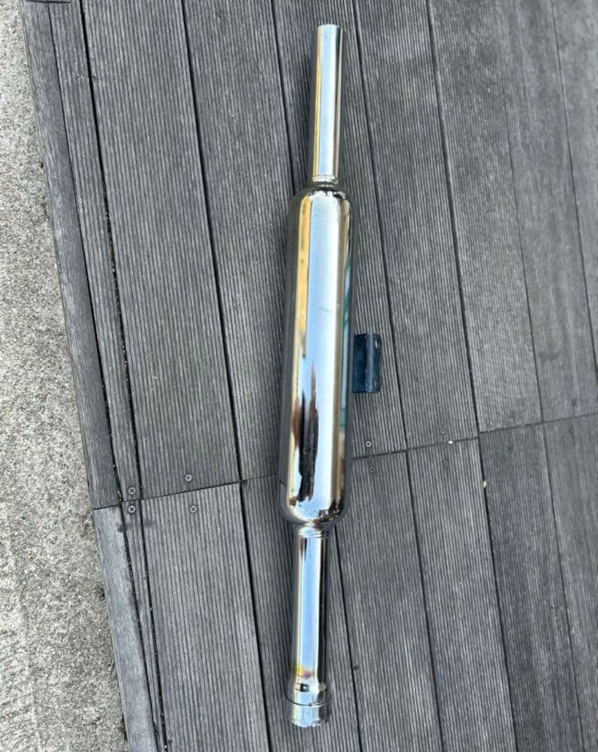 ヤマハSR400 マフラー　デイトナ製　車検対応　品番60682