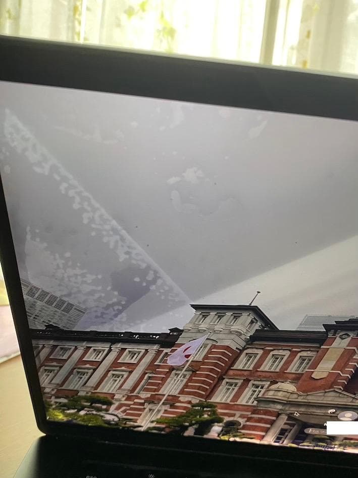 Apple MacBook Air 15 インチ　ディスプレイ ：スペースグレー