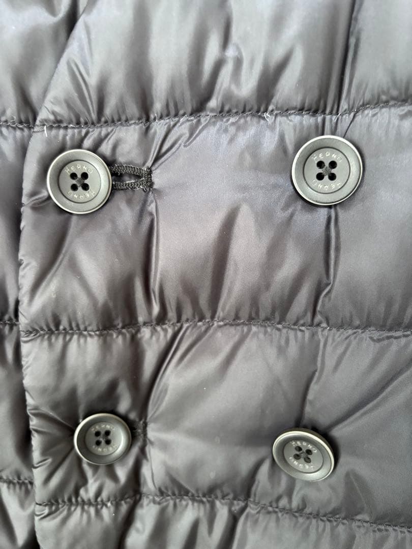 Herno ブラック ダウンベスト ダブルボタン