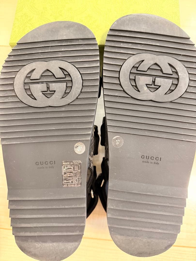 GUCCI ブラック スポーツサンダル 37