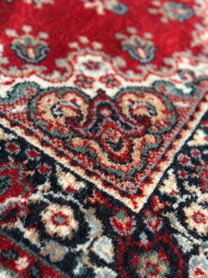 ベルギー製 100％ウール 機械織りラグ