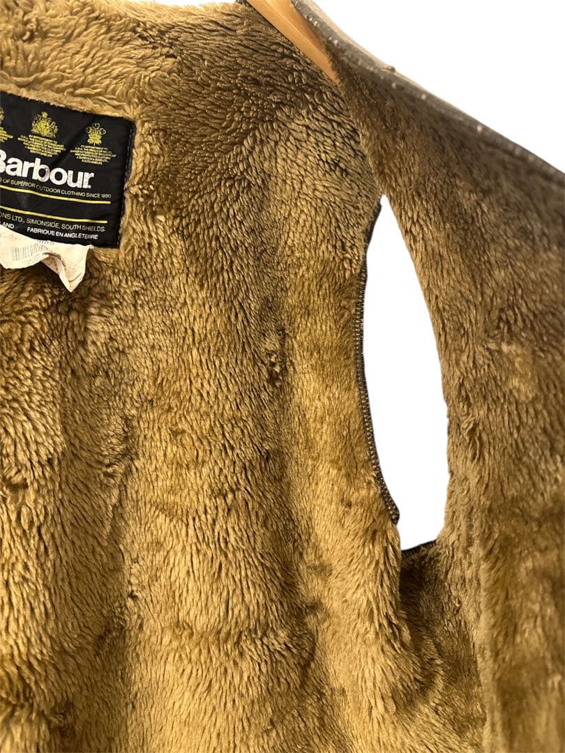 【希少】日本人向けサイズ　バブアー　Barbour ファーライナーベスト 40