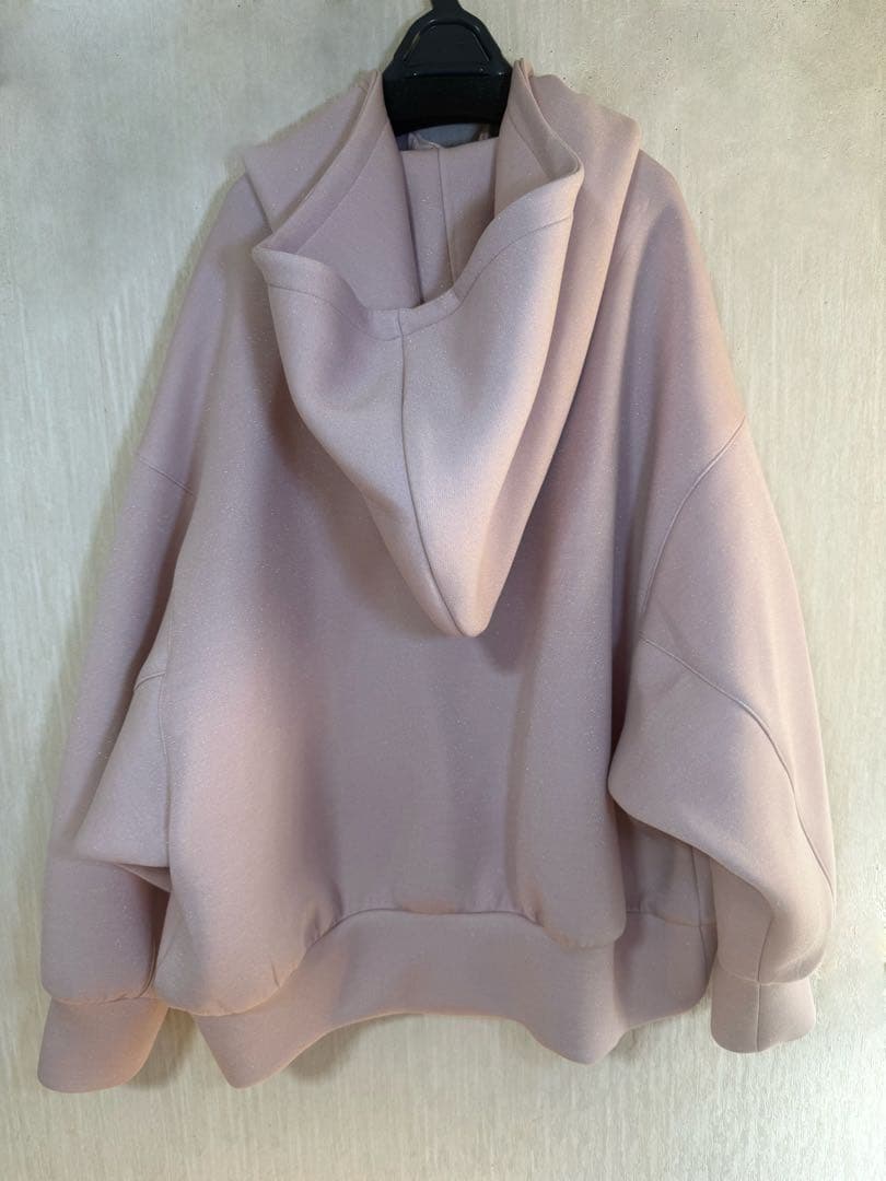 【完全完売品】スナイデル（SNIDEL）/ボリュームパーカーPNK（ラメ入り）