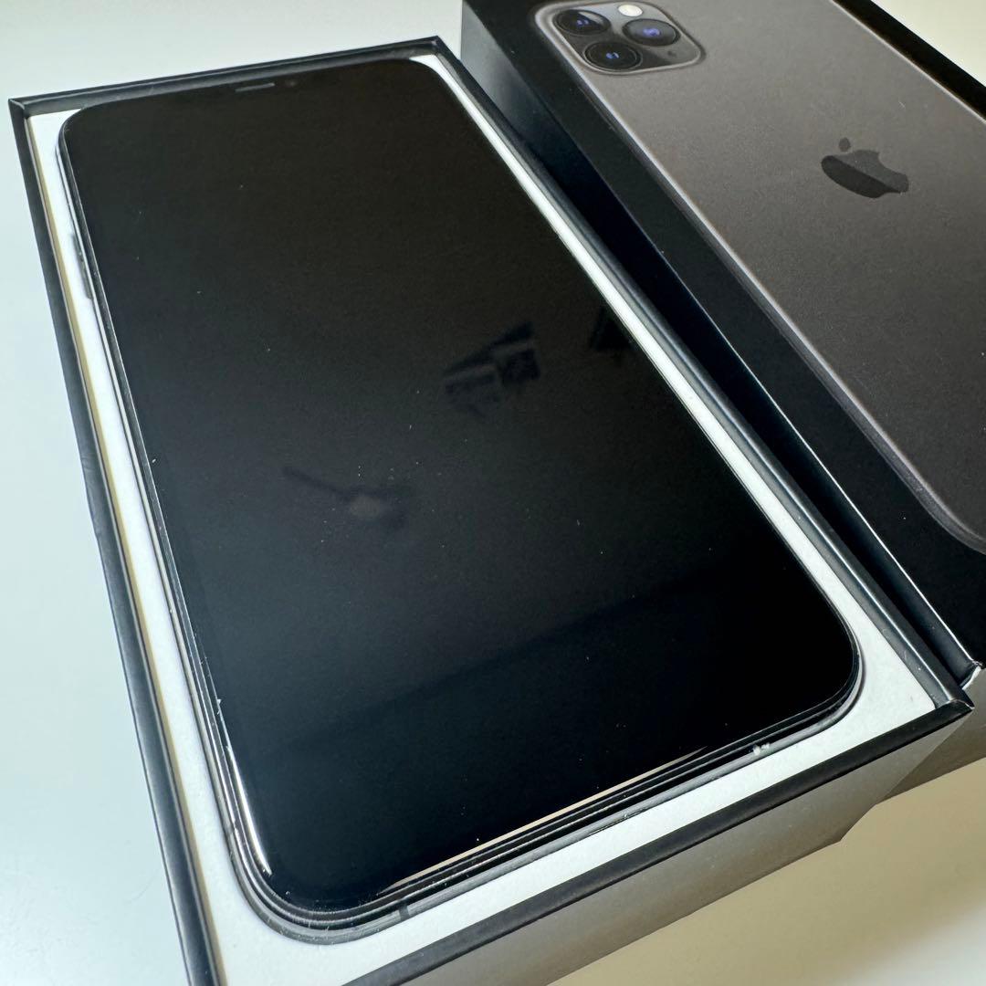 iPhone 11 Pro Max 256GB 海外版 SIMフリー