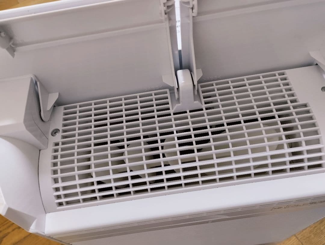 パナソニック 衣類乾燥除湿機 F-YHVX120 美品 23年製