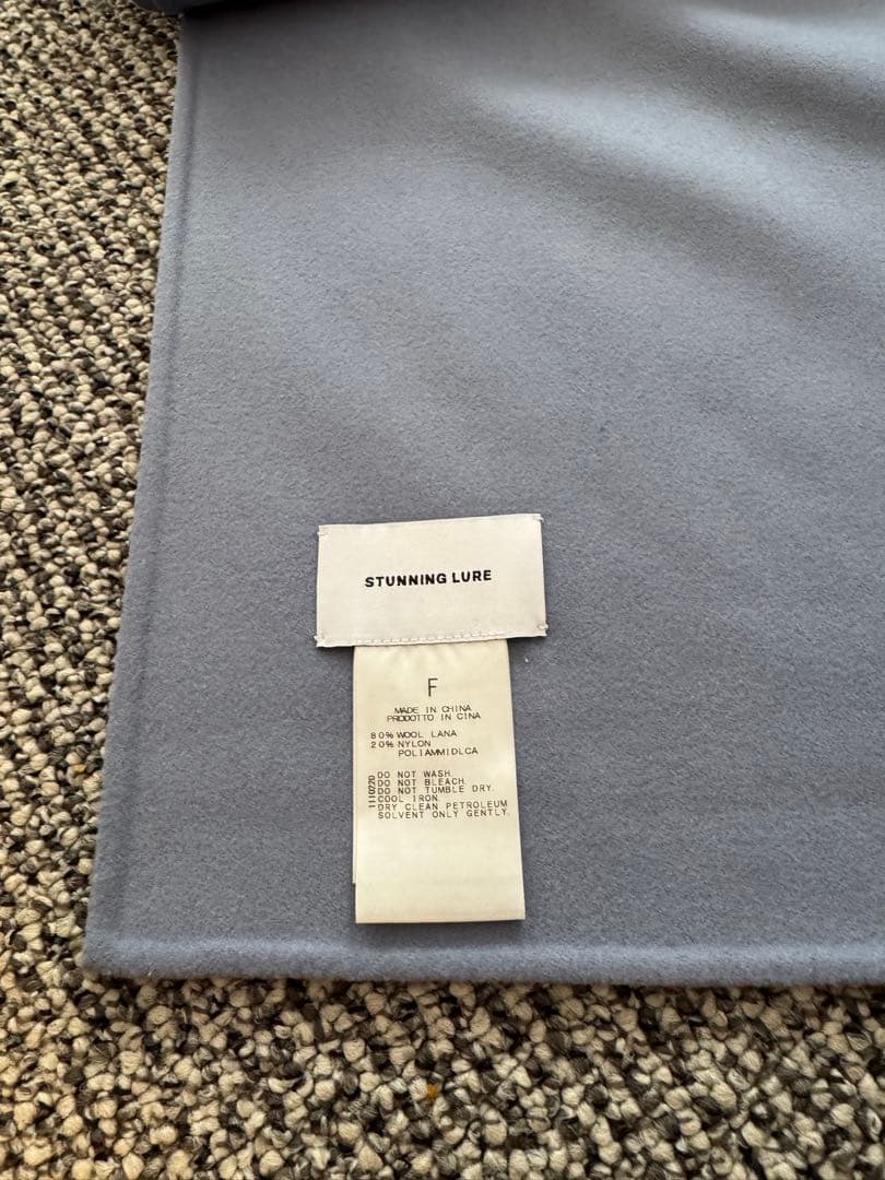期間限定出品　 STUNNING LURE ストールポンチョ　新品未使用