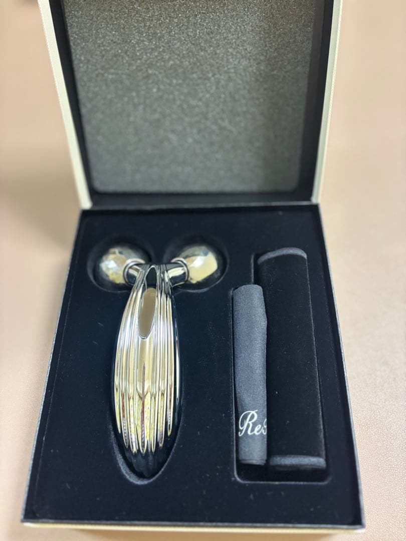 ReFa CARAT RAY美顔ローラー 専用ケース付き