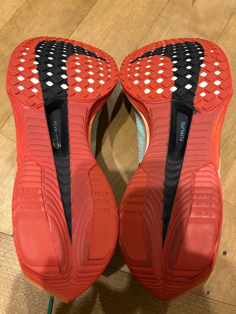 室内試着 NIKE ZOOMX VAPORFLY NEXT％ 3 EK