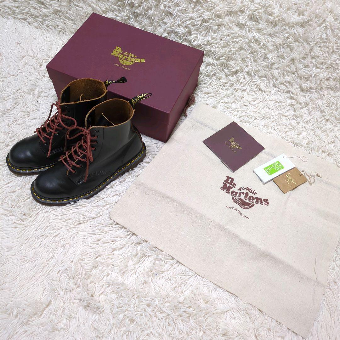 ⭕️美品⭕️　ドクターマーチン　英国製　1460 8ホール　UK8 付属品完品
