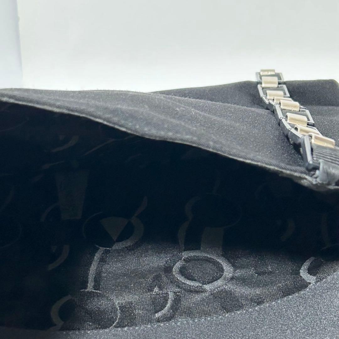 フェラガモ ヴァラチェーン ショルダーバッグ AU-21 8803 ナイロン