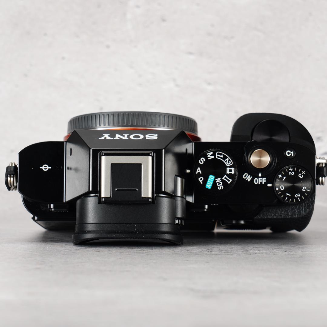 美品1,630回！世界初フルサイズミラーレスSONY α7 ILCE-7K