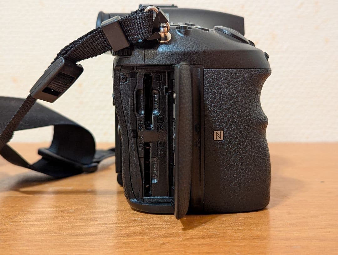 SONY α99 II レンズ付き デジタル一眼レフカメラ 1月25日まで