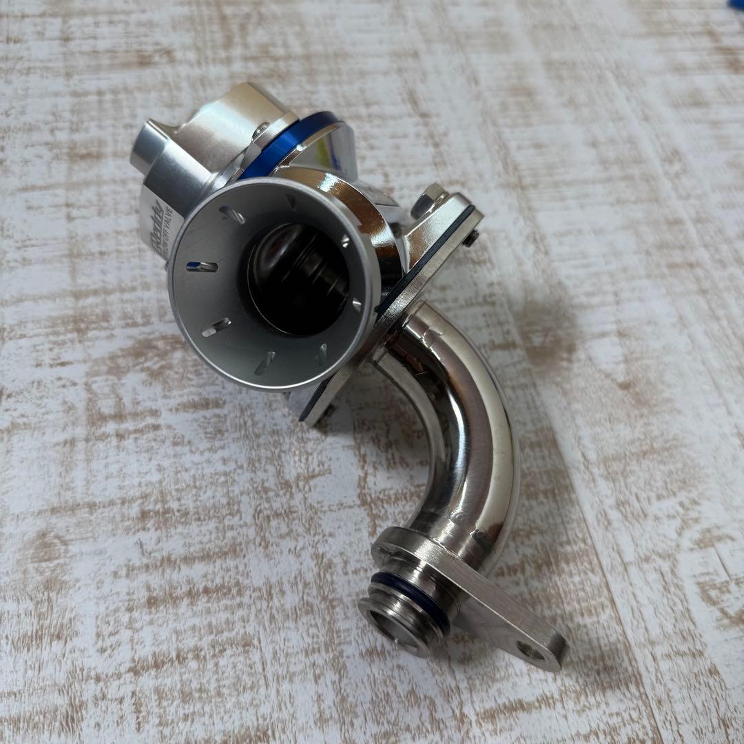 ジムニー ブローオフバルブ　取付キット JB23 4型〜10型用トラスト