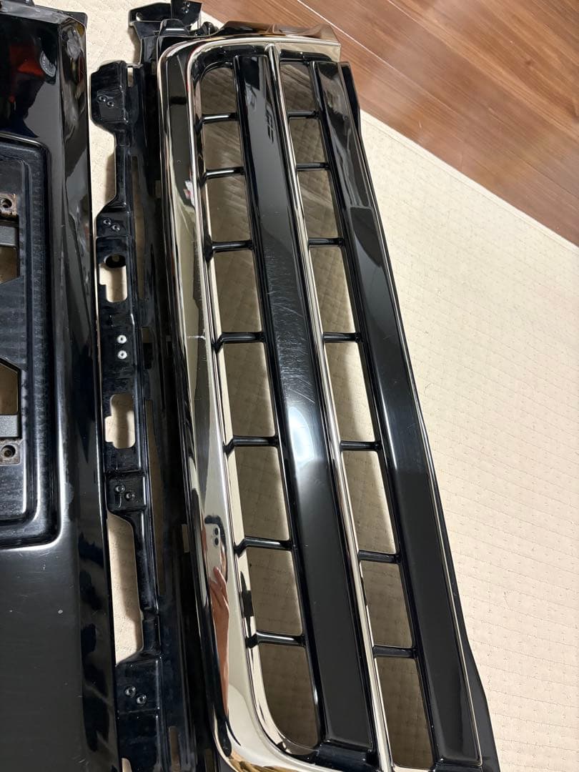 ZWR80G エスクァイア前期 TRDフロントグリル