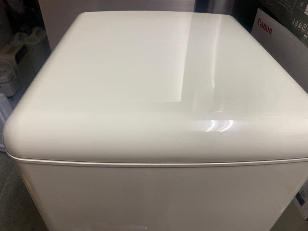 近隣地域限定　送料無料❗️ レトロ調　ノンフロン冷凍冷蔵庫