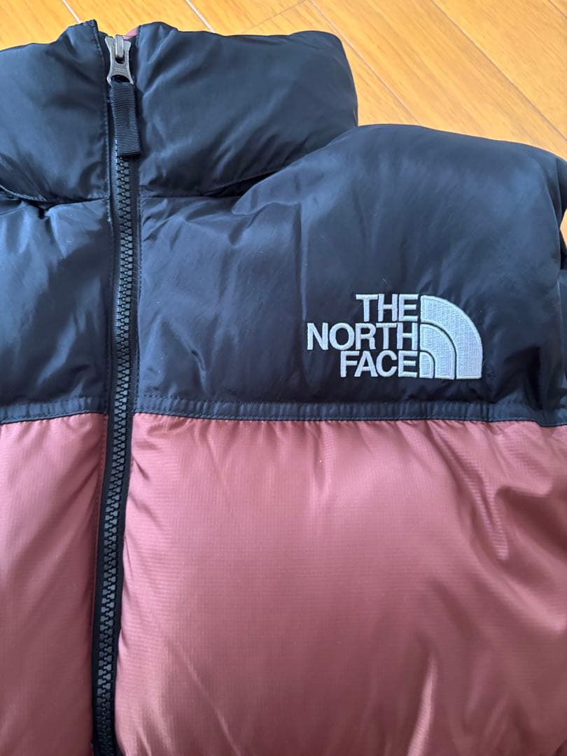 ぐ*ち様 ほぼ新品未着用　ノースフェイスヌプシダウン