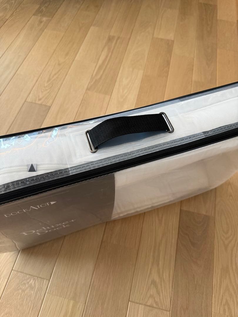 ドッカトット　ベビーベッド　デラックス