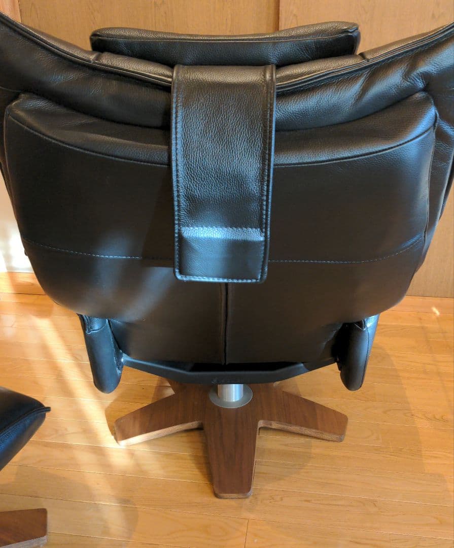 ★セットのお品です★リクライニングチェア 本革 オットマン付き ZEDERE