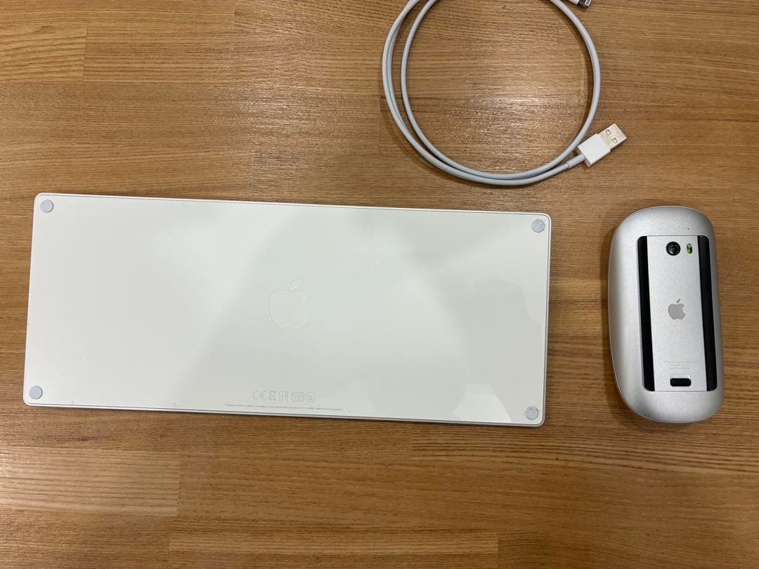 Apple iMac 21.5インチ 2015 Late i5 1.6GHz