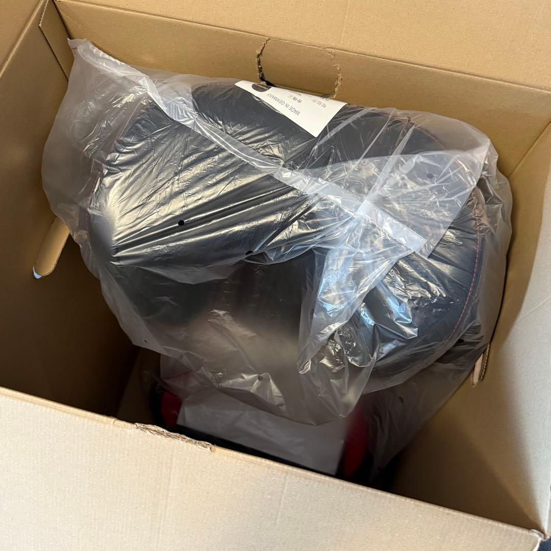 未使用メルセデスAMG 車用チャイルドシート 純正